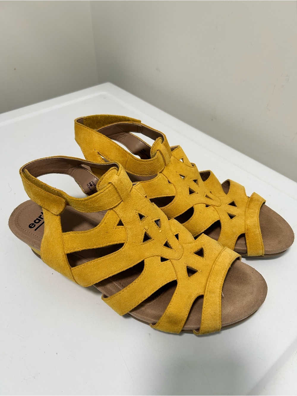 Earth Yellow Suede Sandals Size 9 W